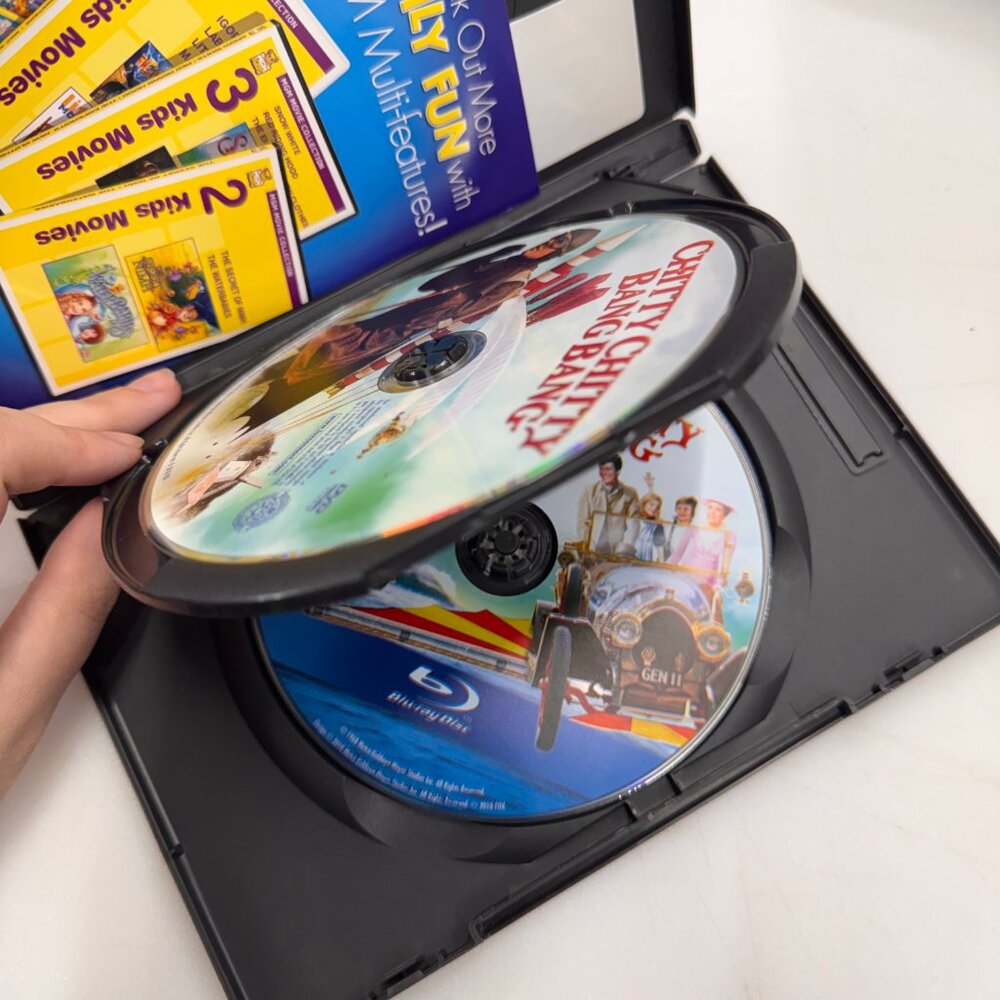 Chitty Chitty Bang Bang [DVD] Disc Tested, Working - Picture 3 of 3